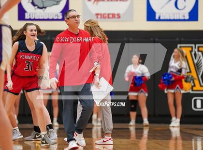Thumbnail 2 in Plainfield vs. Brownsburg (IHSAA 4A Sectional 12 Semifinal) photogallery.