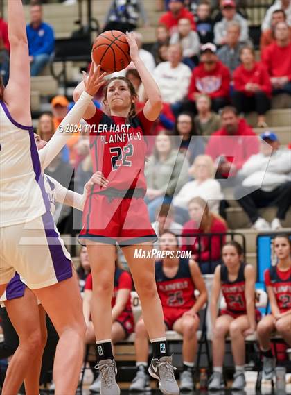 Thumbnail 2 in Plainfield vs. Brownsburg (IHSAA 4A Sectional 12 Semifinal) photogallery.