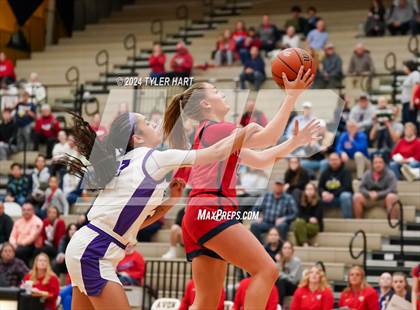 Thumbnail 1 in Plainfield vs. Brownsburg (IHSAA 4A Sectional 12 Semifinal) photogallery.