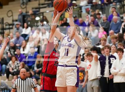 Thumbnail 2 in Plainfield vs. Brownsburg (IHSAA 4A Sectional 12 Semifinal) photogallery.