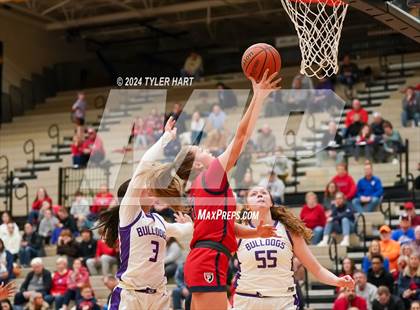 Thumbnail 2 in Plainfield vs. Brownsburg (IHSAA 4A Sectional 12 Semifinal) photogallery.