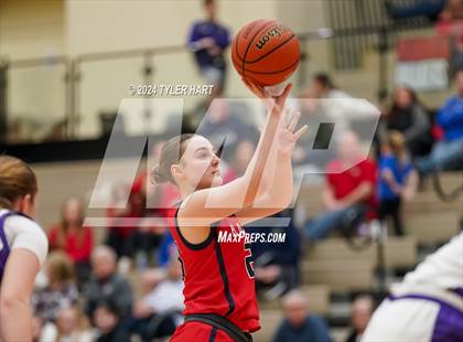 Thumbnail 3 in Plainfield vs. Brownsburg (IHSAA 4A Sectional 12 Semifinal) photogallery.