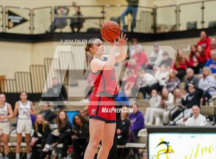 Thumbnail 1 in Plainfield vs. Brownsburg (IHSAA 4A Sectional 12 Semifinal) photogallery.