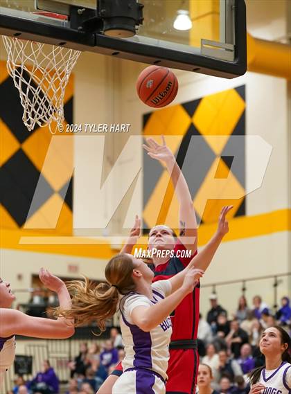 Thumbnail 1 in Plainfield vs. Brownsburg (IHSAA 4A Sectional 12 Semifinal) photogallery.
