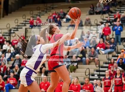 Thumbnail 2 in Plainfield vs. Brownsburg (IHSAA 4A Sectional 12 Semifinal) photogallery.