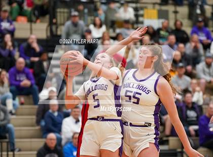 Thumbnail 2 in Plainfield vs. Brownsburg (IHSAA 4A Sectional 12 Semifinal) photogallery.