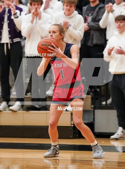 Thumbnail 3 in Plainfield vs. Brownsburg (IHSAA 4A Sectional 12 Semifinal) photogallery.