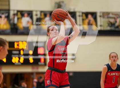 Thumbnail 2 in Plainfield vs. Brownsburg (IHSAA 4A Sectional 12 Semifinal) photogallery.
