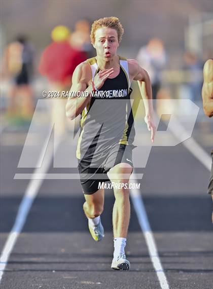 Thumbnail 1 in JV: Horizon Christian @ Mt Vernon (100 Meter) photogallery.