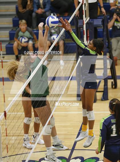 Thumbnail 2 in Green Canyon @ Ridgeline photogallery.