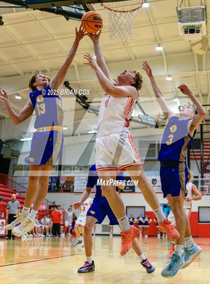 Thumbnail 1 in JV: Bergman @ Lead Hill photogallery.