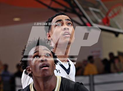 Thumbnail 3 in Lafayette Christian Academy vs. John Carroll (Chick-Fil-A Classic)  photogallery.