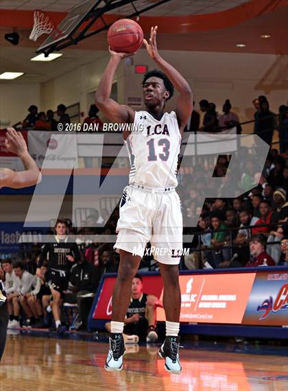 Thumbnail 3 in Lafayette Christian Academy vs. John Carroll (Chick-Fil-A Classic)  photogallery.