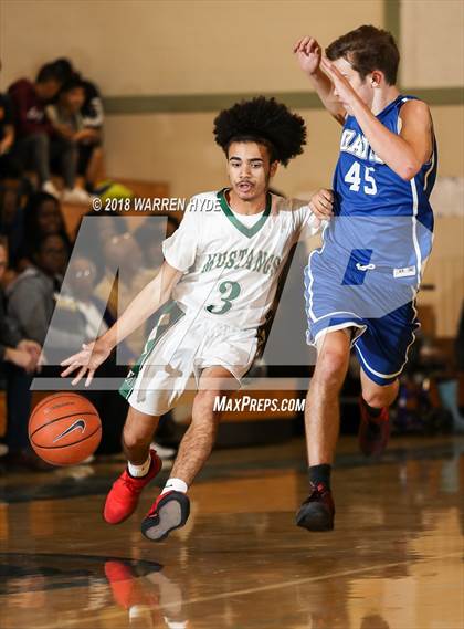 Thumbnail 3 in Davis @ Monterey Trail photogallery.