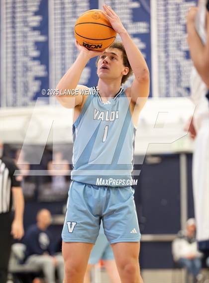 Thumbnail 2 in Valor Christian @ Columbine photogallery.
