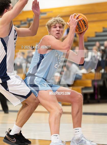 Thumbnail 1 in Valor Christian @ Columbine photogallery.