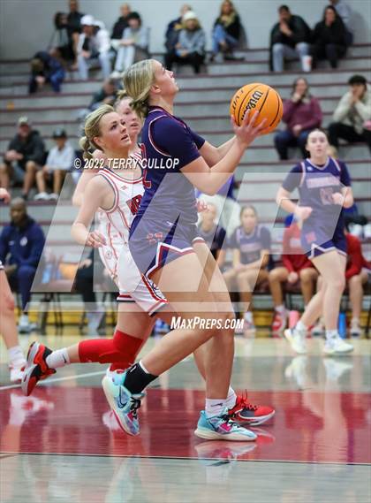 Thumbnail 3 in Springville vs. Herriman (Beetdigger Classic) photogallery.