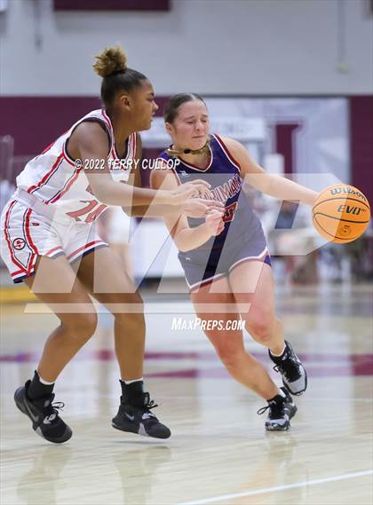 Thumbnail 2 in Springville vs. Herriman (Beetdigger Classic) photogallery.