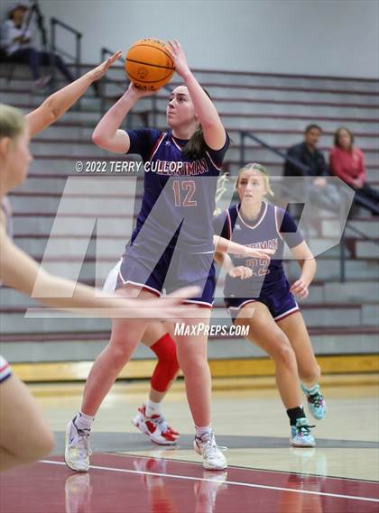 Thumbnail 2 in Springville vs. Herriman (Beetdigger Classic) photogallery.
