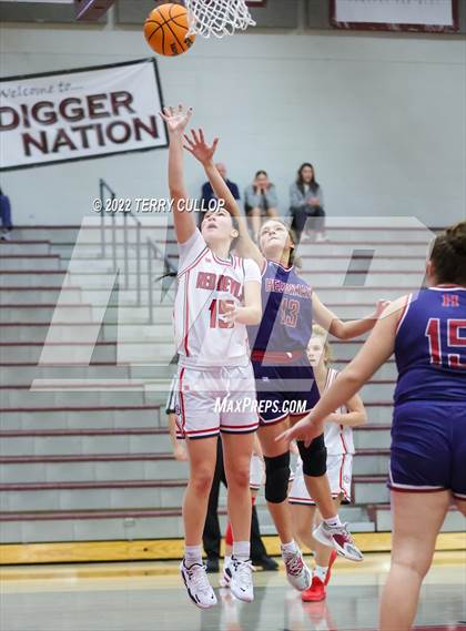 Thumbnail 1 in Springville vs. Herriman (Beetdigger Classic) photogallery.