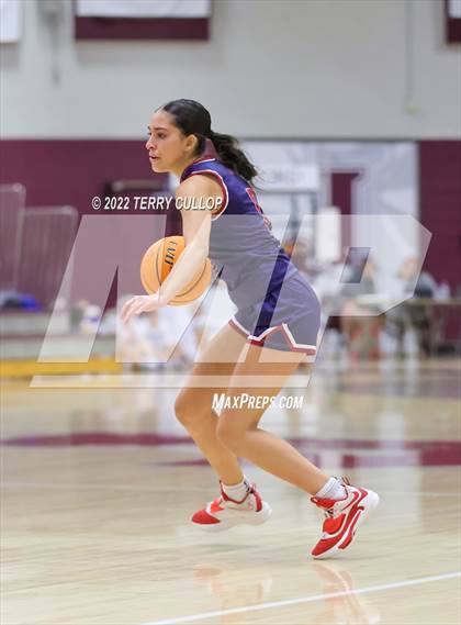Thumbnail 2 in Springville vs. Herriman (Beetdigger Classic) photogallery.
