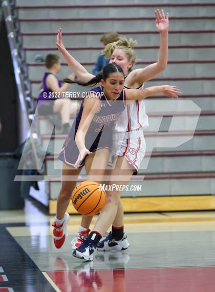Thumbnail 2 in Springville vs. Herriman (Beetdigger Classic) photogallery.