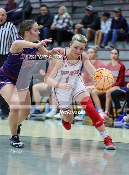 Thumbnail 2 in Springville vs. Herriman (Beetdigger Classic) photogallery.