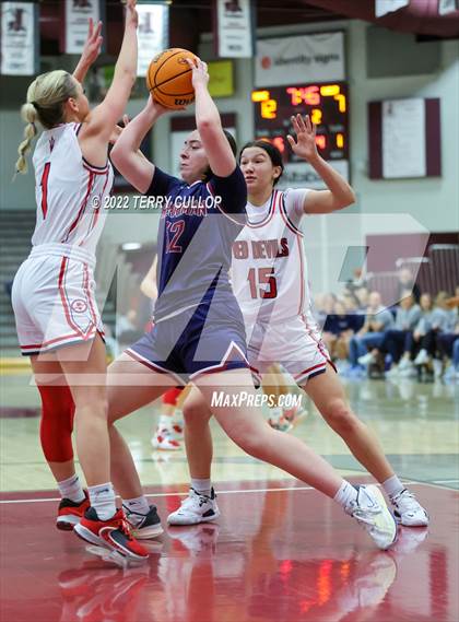 Thumbnail 3 in Springville vs. Herriman (Beetdigger Classic) photogallery.
