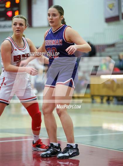 Thumbnail 1 in Springville vs. Herriman (Beetdigger Classic) photogallery.