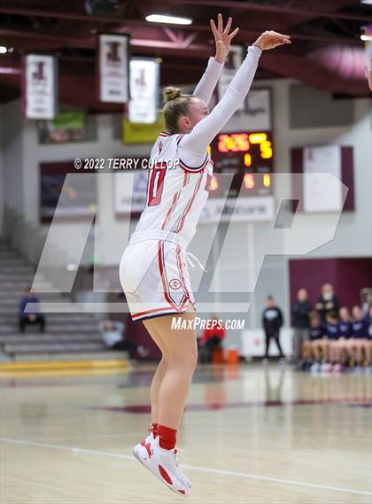 Thumbnail 1 in Springville vs. Herriman (Beetdigger Classic) photogallery.