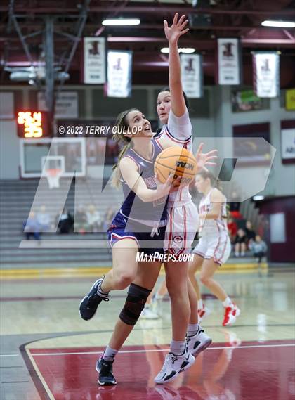 Thumbnail 1 in Springville vs. Herriman (Beetdigger Classic) photogallery.