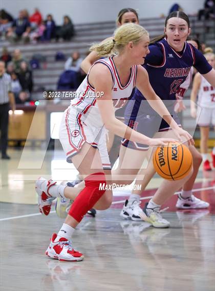 Thumbnail 1 in Springville vs. Herriman (Beetdigger Classic) photogallery.