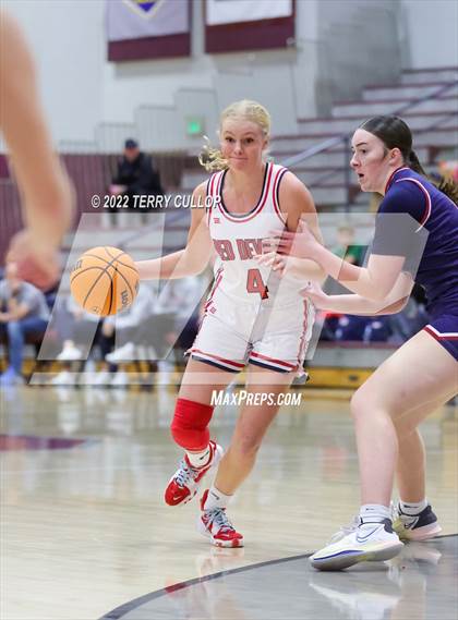 Thumbnail 2 in Springville vs. Herriman (Beetdigger Classic) photogallery.