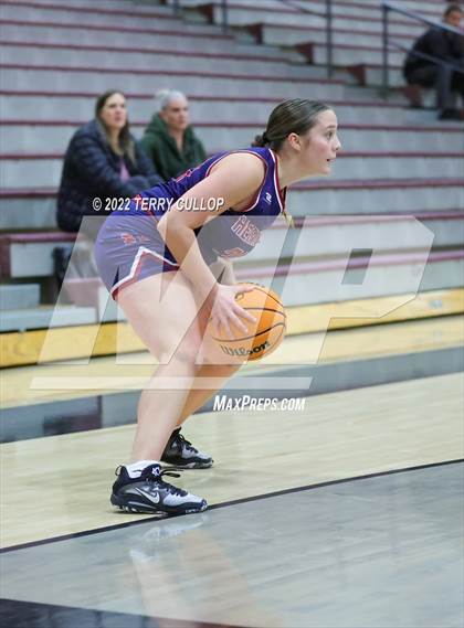 Thumbnail 3 in Springville vs. Herriman (Beetdigger Classic) photogallery.