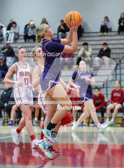 Thumbnail 1 in Springville vs. Herriman (Beetdigger Classic) photogallery.