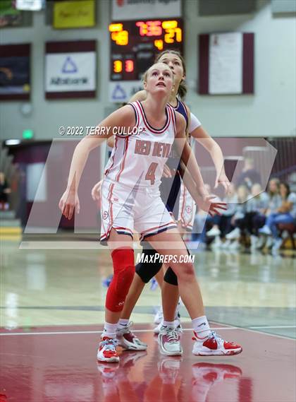 Thumbnail 1 in Springville vs. Herriman (Beetdigger Classic) photogallery.