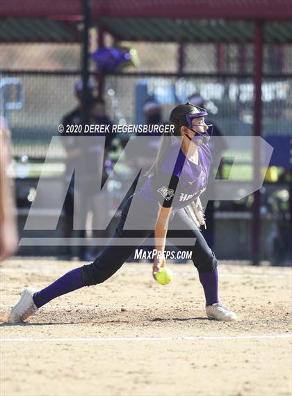 Thumbnail 3 in D'Evelyn vs Holy Family (CHSAA 4A Semifinal) photogallery.
