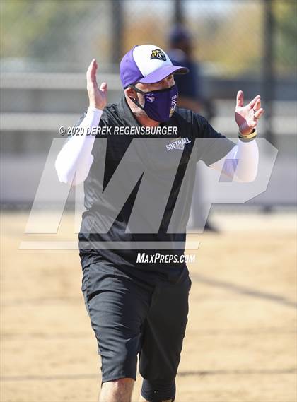 Thumbnail 3 in D'Evelyn vs Holy Family (CHSAA 4A Semifinal) photogallery.