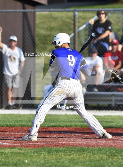 Thumbnail 3 in Homewood-Flossmoor @ Lincoln-Way East (IHSA 4A Sectional Semifinal) photogallery.
