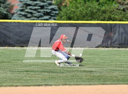 Thumbnail 2 in Homewood-Flossmoor @ Lincoln-Way East (IHSA 4A Sectional Semifinal) photogallery.