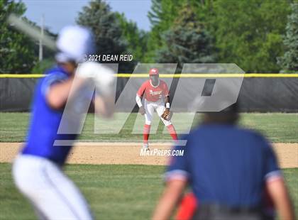Thumbnail 3 in Homewood-Flossmoor @ Lincoln-Way East (IHSA 4A Sectional Semifinal) photogallery.
