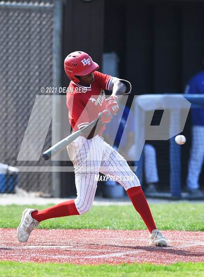 Thumbnail 2 in Homewood-Flossmoor @ Lincoln-Way East (IHSA 4A Sectional Semifinal) photogallery.