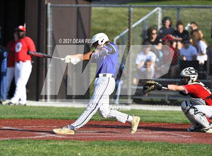Thumbnail 2 in Homewood-Flossmoor @ Lincoln-Way East (IHSA 4A Sectional Semifinal) photogallery.