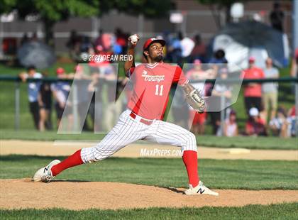 Thumbnail 2 in Homewood-Flossmoor @ Lincoln-Way East (IHSA 4A Sectional Semifinal) photogallery.
