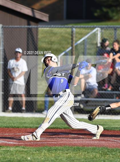 Thumbnail 2 in Homewood-Flossmoor @ Lincoln-Way East (IHSA 4A Sectional Semifinal) photogallery.