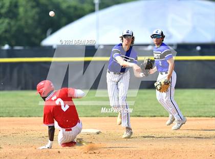 Thumbnail 3 in Homewood-Flossmoor @ Lincoln-Way East (IHSA 4A Sectional Semifinal) photogallery.