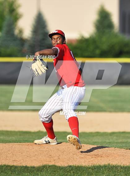 Thumbnail 3 in Homewood-Flossmoor @ Lincoln-Way East (IHSA 4A Sectional Semifinal) photogallery.