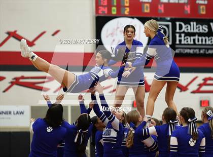 Thumbnail 2 in Ellwood City vs. Mohawk Area photogallery.
