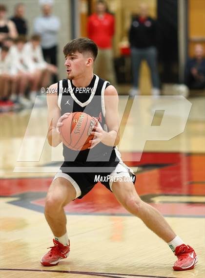 Thumbnail 3 in Ellwood City vs. Mohawk Area photogallery.