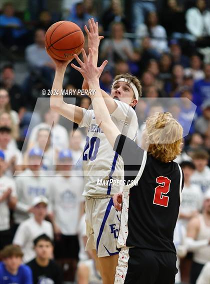 Thumbnail 1 in Ellwood City vs. Mohawk Area photogallery.